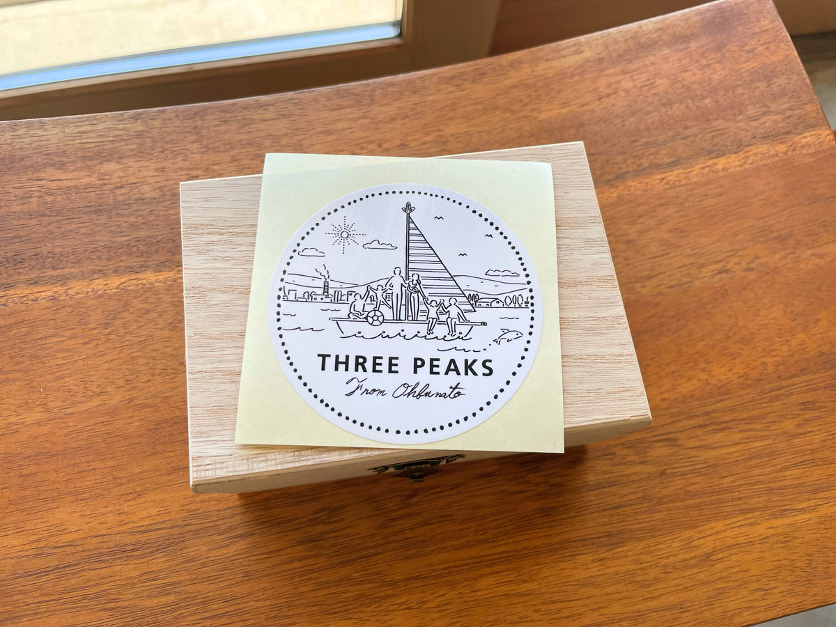 オリジナルステッカー｜耐水シール｜送料無料 – THREE PEAKS